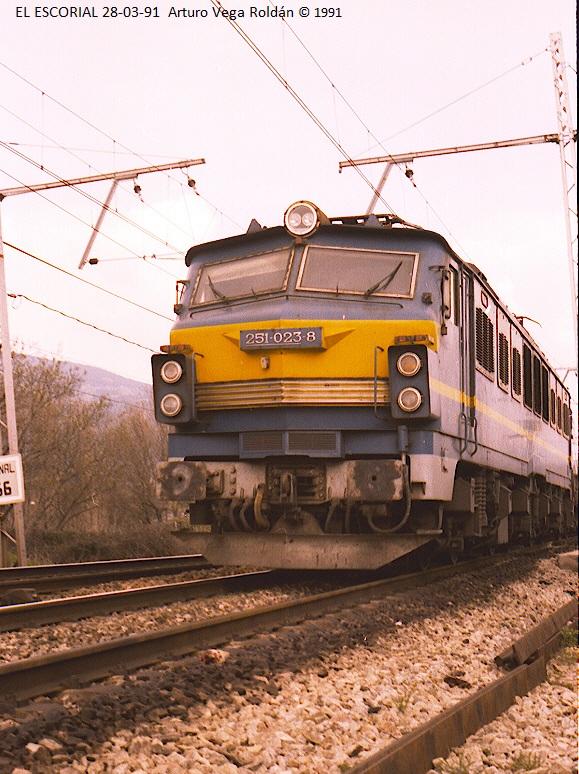 251-023 EL ESCORIAL 28-3-91.jpg