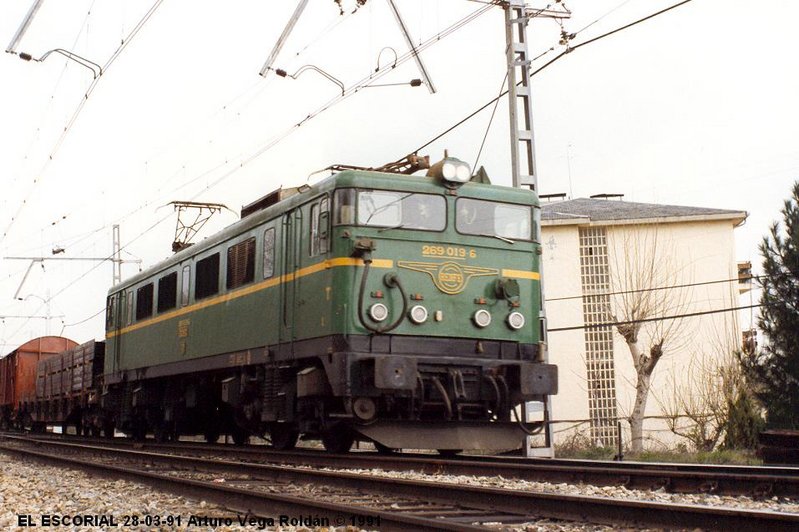 269-019 EL ESCORIAL 28-3-91.JPG