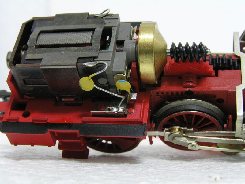 03 T 9 Motor D.JPG