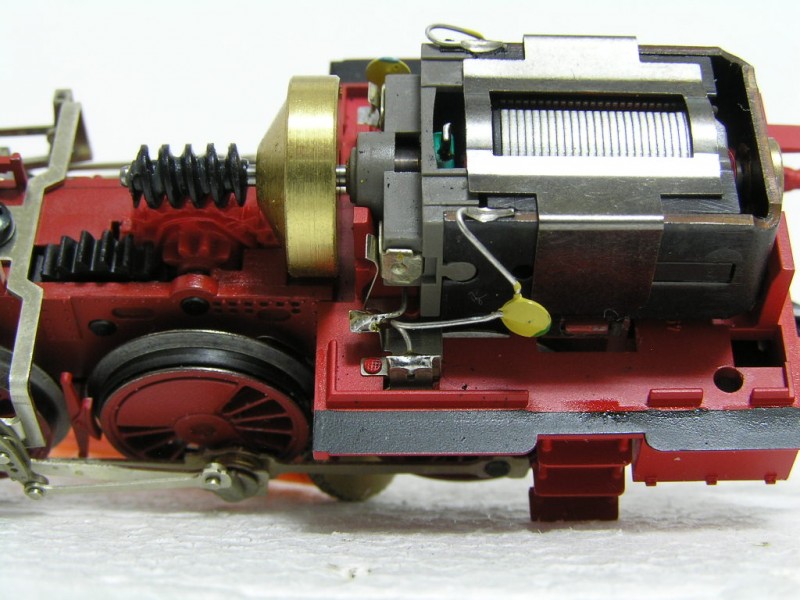 04 T 9 Motor I.JPG