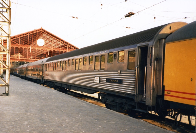 coche cama WL P-4503 Expreso Rías Bajas - P.Pío_06-11-1987.jpg