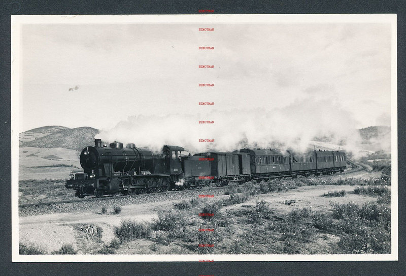 RQ41d SPAIN RENFE steam locomtive 240.2107 at La Zarga April 1961 ex MZA 1127.jpg