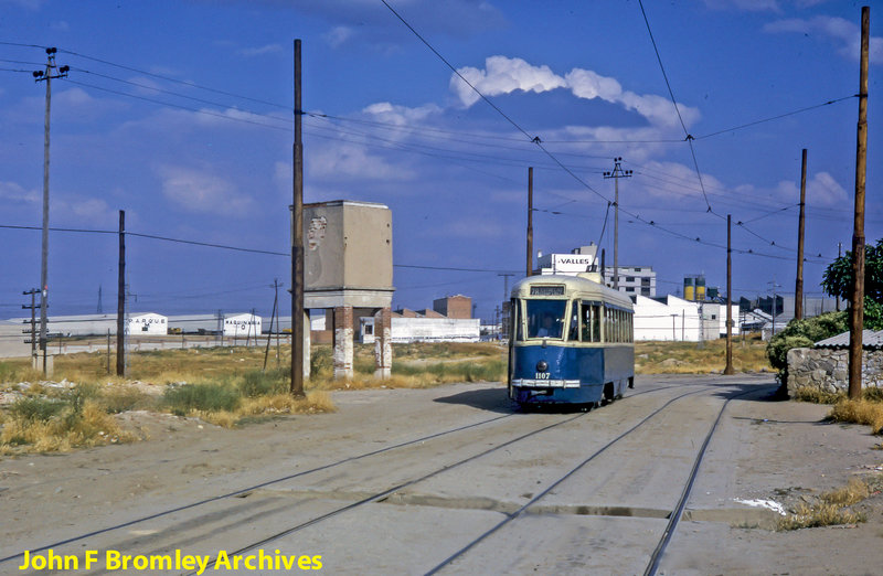 El 1107 en línea 78. 1968.jpg