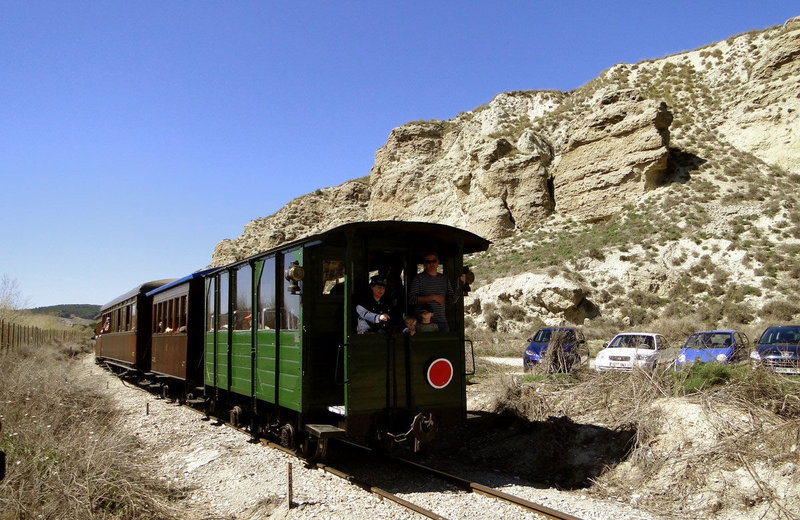 El-Tren-de-Arganda-en-su-lento-viaje.-Foto-Santiago-López-Pastor-Flickr-1200x780.jpg