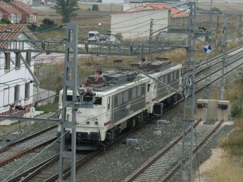 estacion burgos villafria 078.jpg