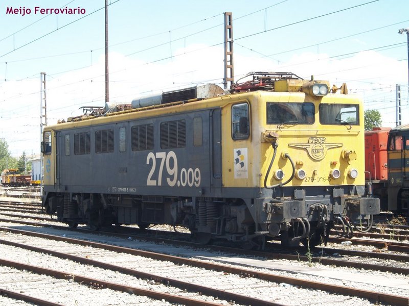 Locomotora 279, Miranda de Ebro..JPG