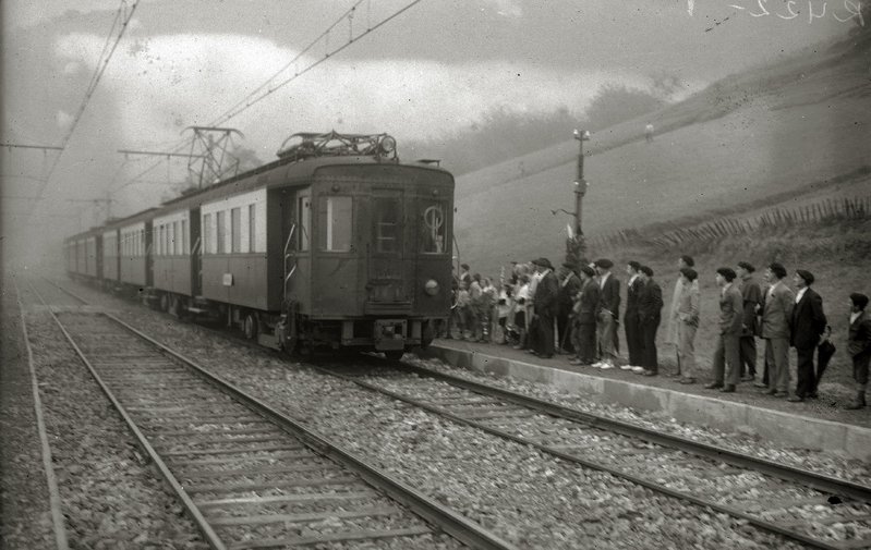 NORTE UT300 Itsasondo 1930 (Fototeka Kutxa, fondo Foto Car).jpg