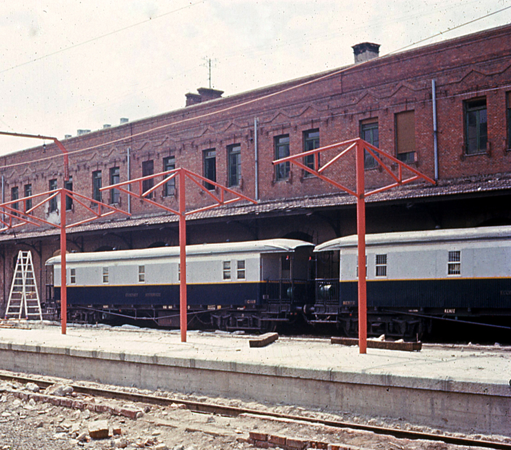 RENFE-SSC603-604_Economato_MadridNorte_maig1967.jpg