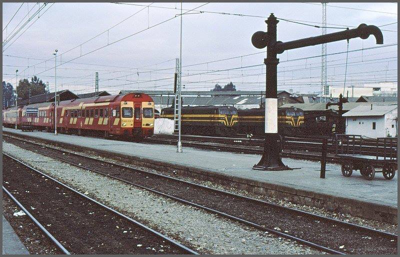 444 en la Estacion de Cordoba en 1983 foto Herbert Graf.jpg