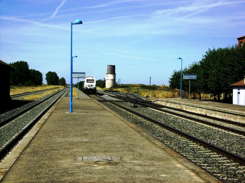 RENFE 333-334 FTE DE SAN ESTEBAN.JPG