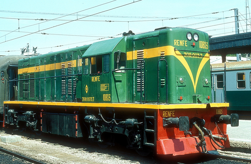 308.003 - Madrid-Atocha 28-08-1980 - Foto P. Cvikevic.jpg