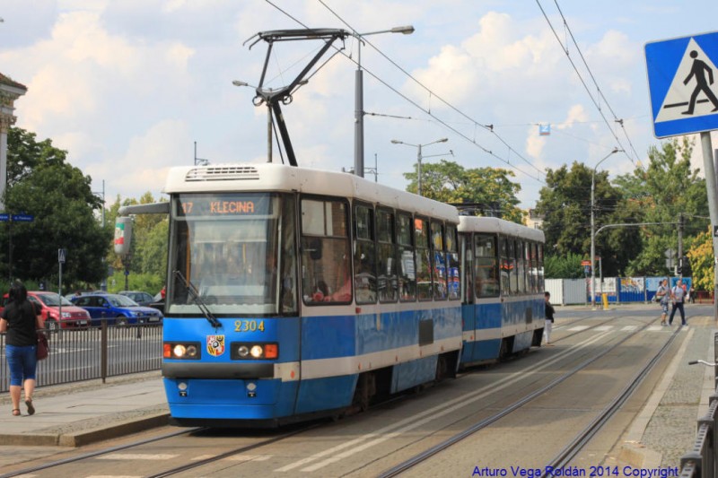 2304 TRANVIA WROCLAW.jpg