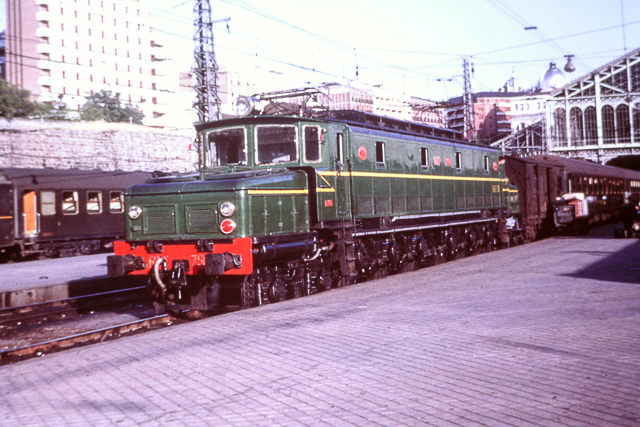 275-007 Madrid-P. Pío el 23-08-1966. John Sloane..jpg