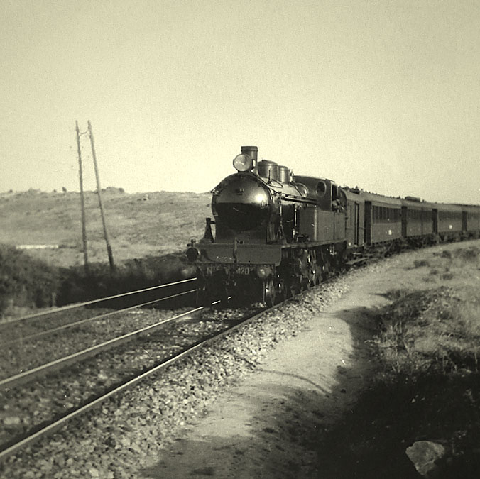 LOC 4200 NTE ANY 1927 el expreso de Galicia.jpg