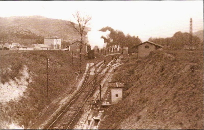 Estacion Agres. Foto 1950 V.Albert.jpg