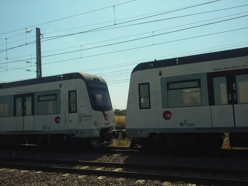 3902+3905.jpg