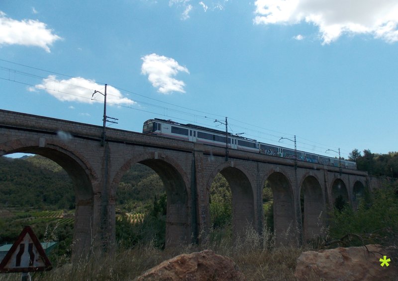 Viaducto de Capçanes.jpg
