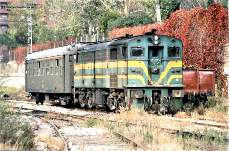 316-016 con el AAR-5005 en Delicias-Empalme 09-11-1988. Guillermo González Martín_JAMM (1).jpg