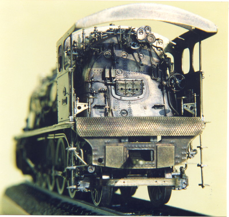241-2001 locomotora 13.jpg