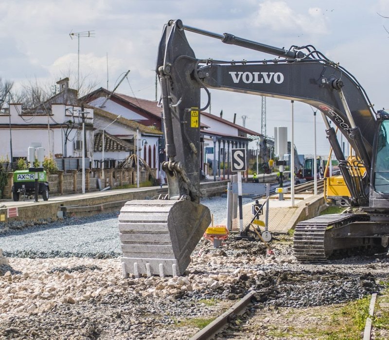 obras-en-la-estacion-de-Marchena-1024x895.jpg