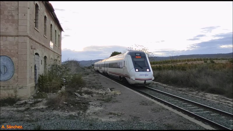 Captura de pantalla 2022-01-09_FEtodos_Ftrenes_3-8-23.jpg