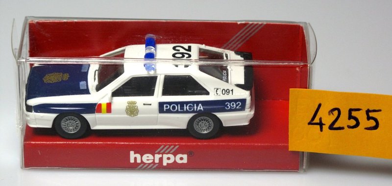 HERPA_4255_POLICIA NACIONAL.jpg