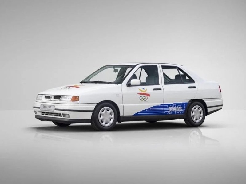 SEAT_TOLEDO_BARCELONA92_7.jpg