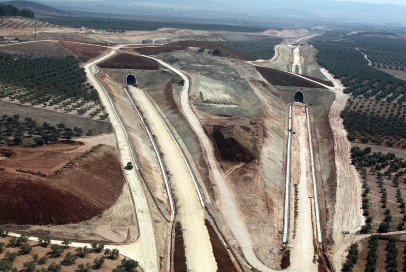 Obras_linea_Ave_Fuente_Piedra_Antequera.jpg